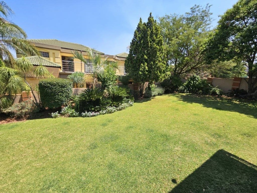 4 Bedroom Property for Sale in Kosmos Ridge North West